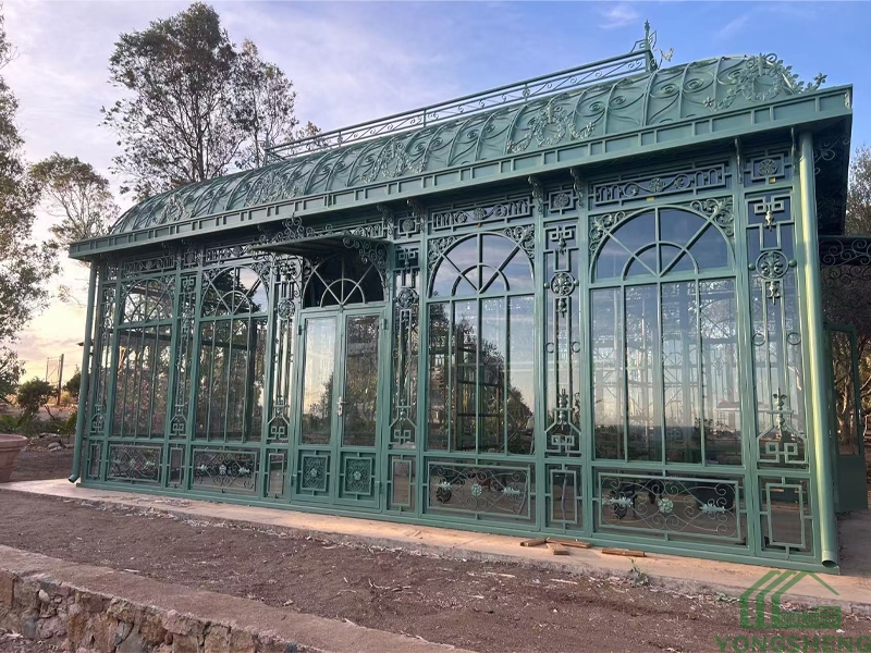 Victorian style hot-dip galvanized glass greenhouse